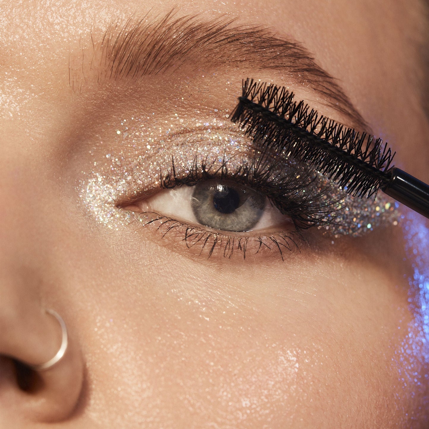 big-mood-waterproof-mascara-h0 013121_ToveLo_Mascara_0385_IGF_1_55f9a52b-3628-4190-803b-2260ed81d014.jpg