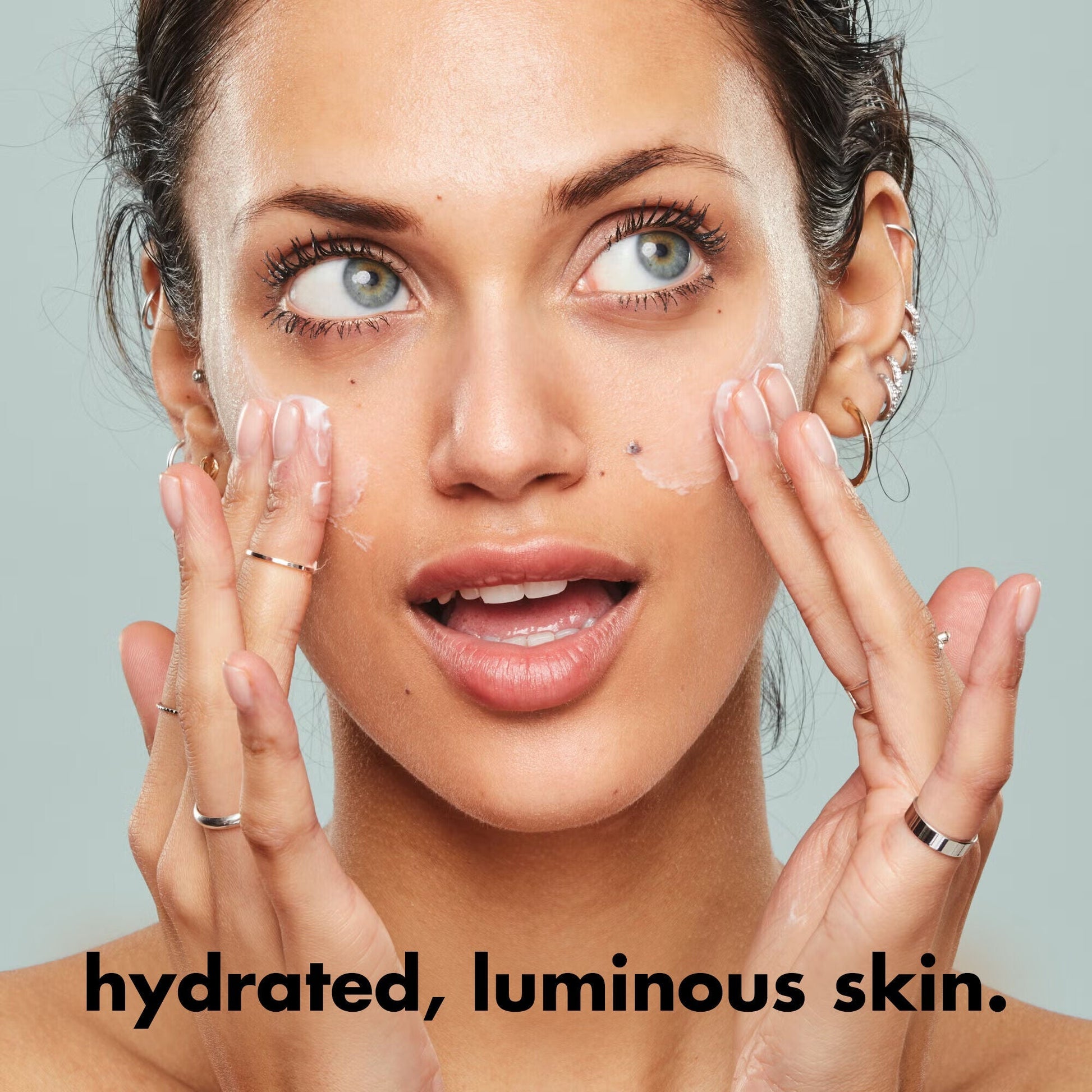 holy-hydration-face-cream-fragrance-free-w7 0226_EDU_HHFaceCreamFragranceFree_Benefit.jpg
