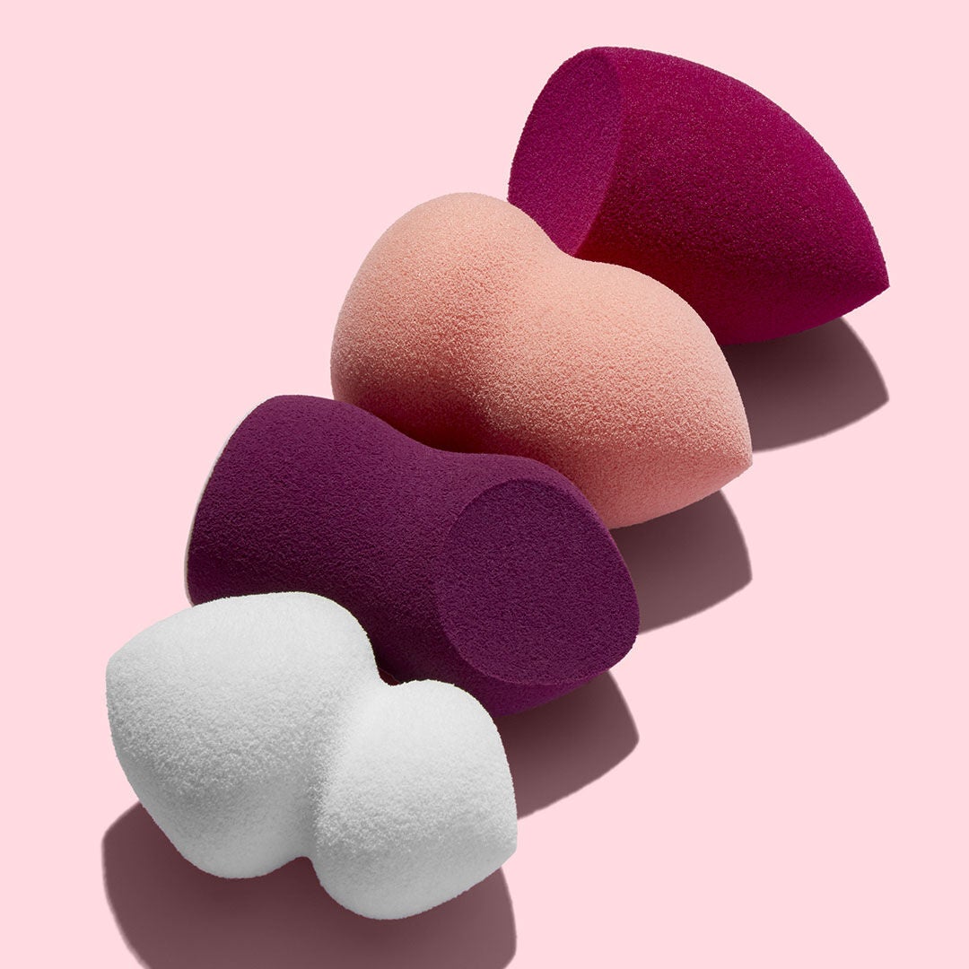 blending-and-highlighting-sponge-duo-x5 0619_SocialIGF_Sponges3_e91b9a4a-0156-4299-a3ef-3649e2979804.jpg