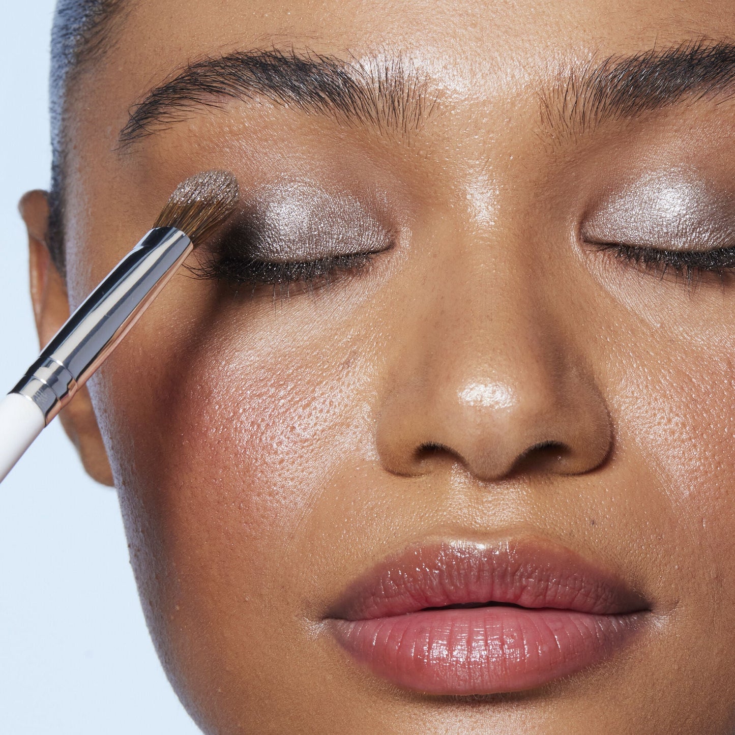 wide-tapered-eyeshadow-brush-o6 21994_Wide_Trapered_Eyeshadow_Brush.jpg