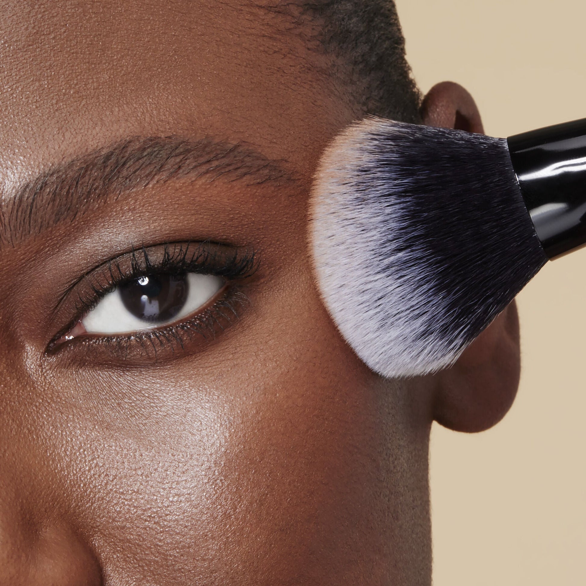 cream-and-powder-face-brush-i1 85352_CREAM_POWDER_FACE_BRUSH_DJ_0197.jpg