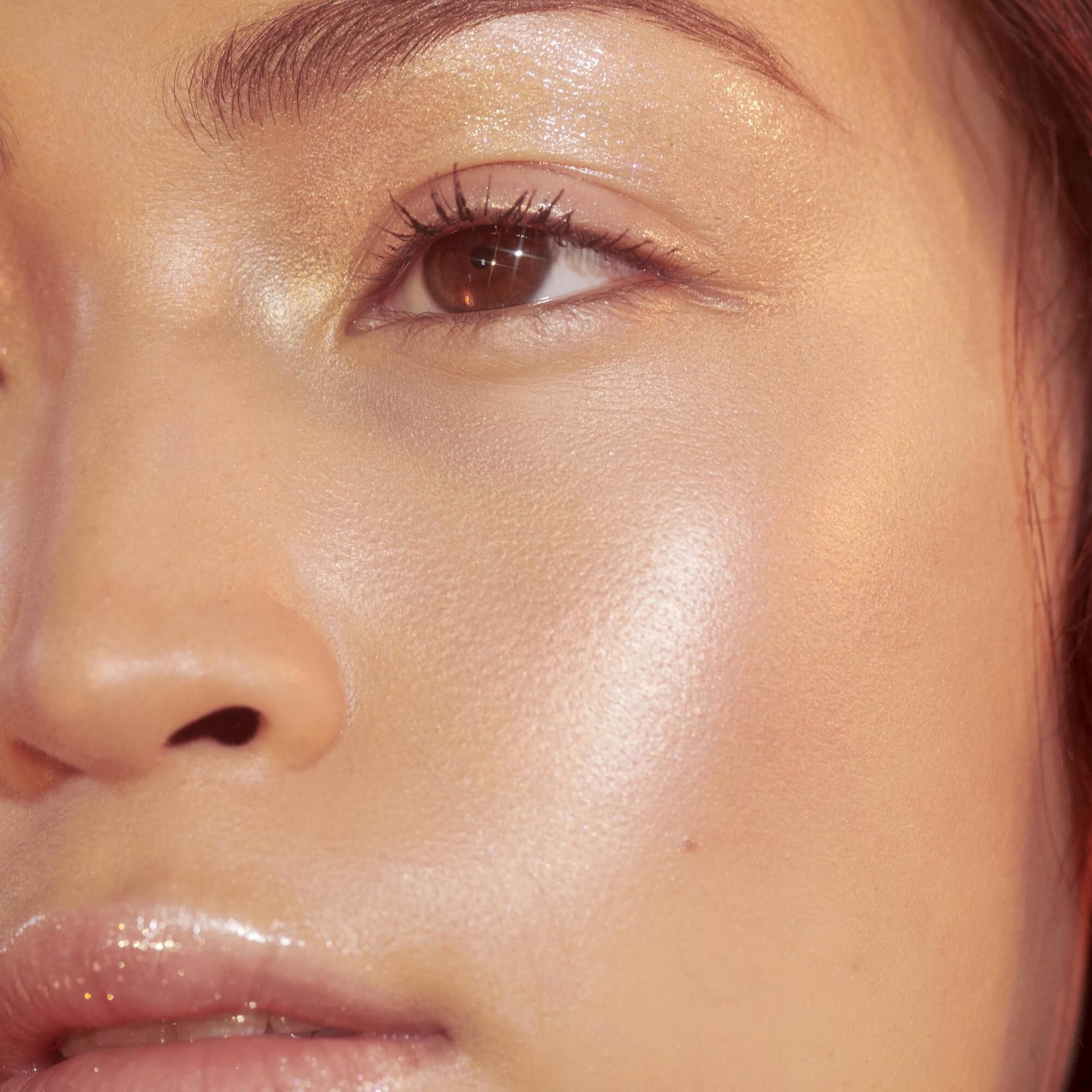 highlighter-brush-o6 crystal_OM_Jacqueline_782_square.jpg